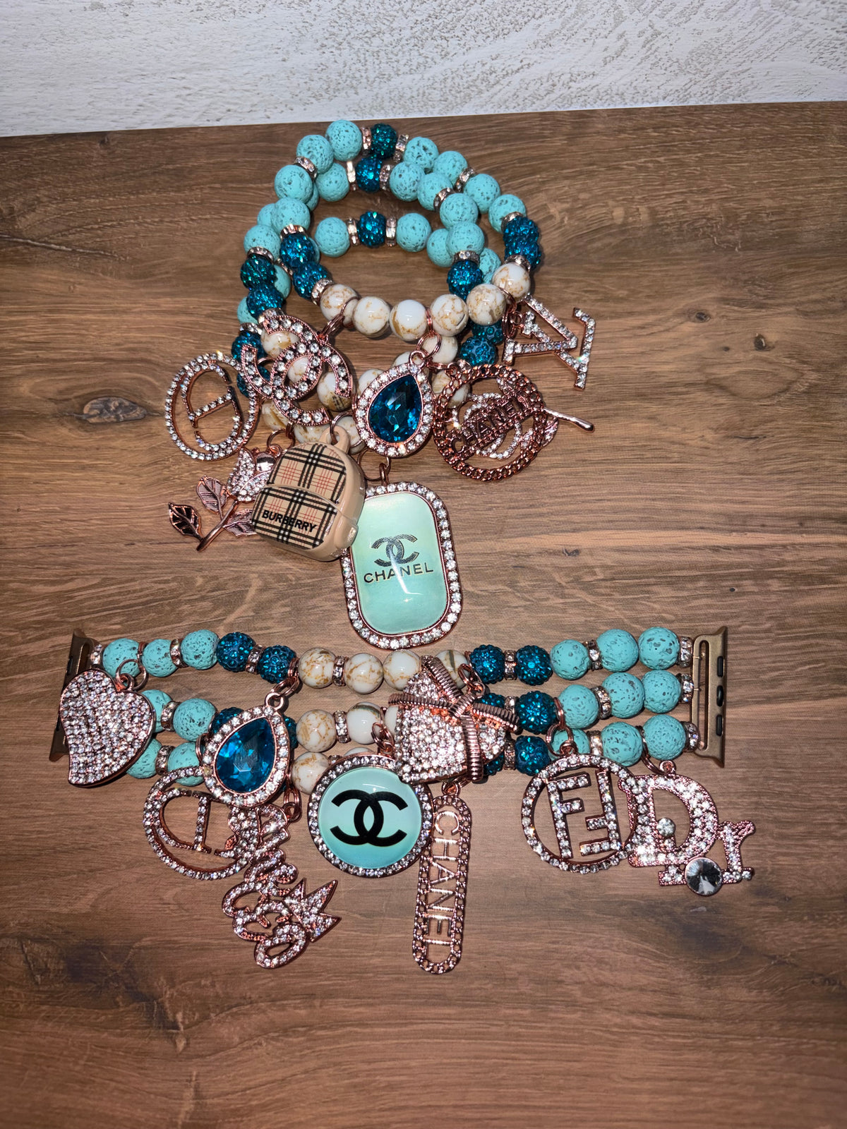 Seashells  = Aqua