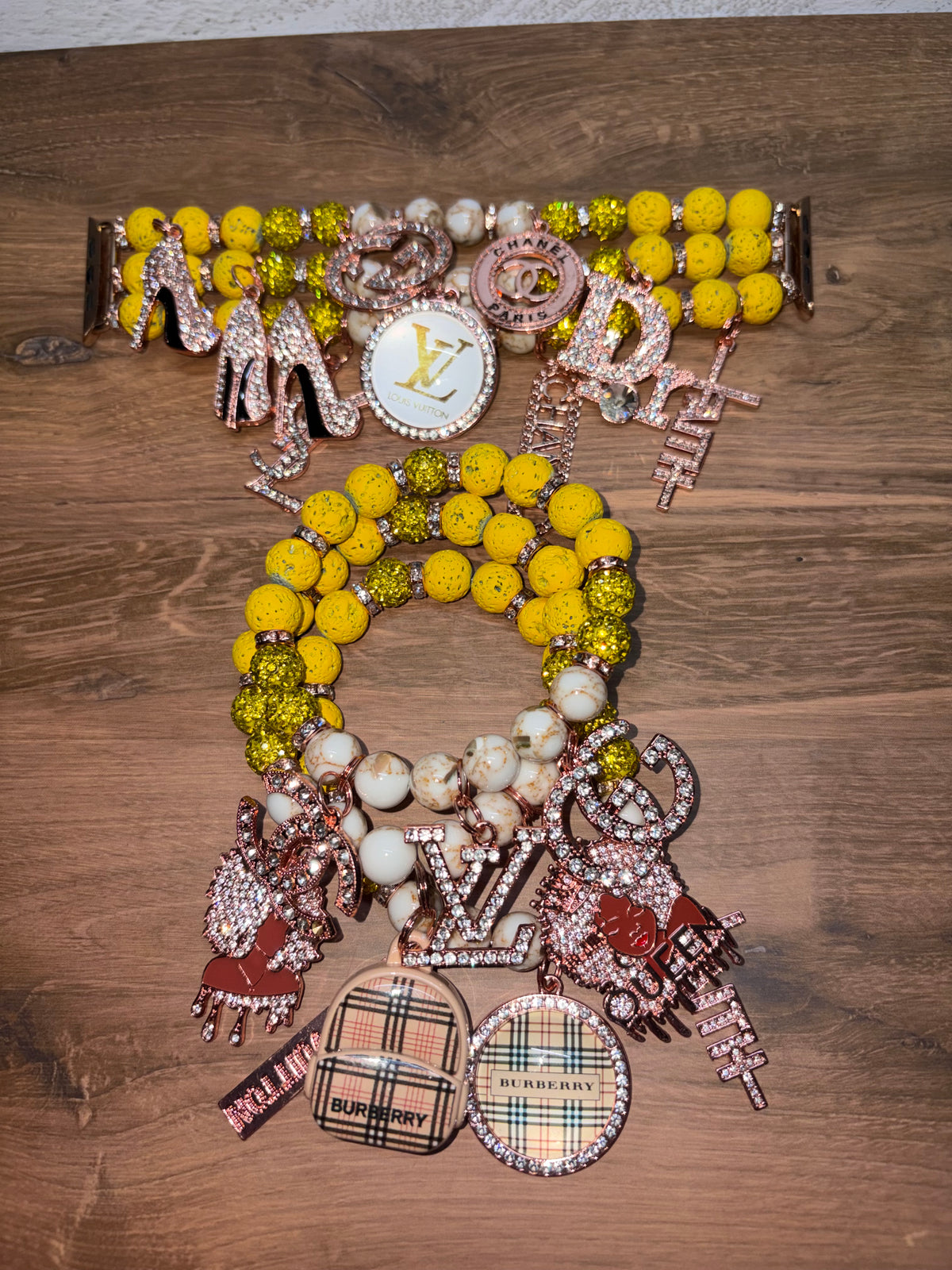 Seashells  = Yellow